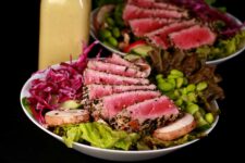 Seared Tuna Salad & Creamy Wasabi Vinaigrette – Low Carb Hoser