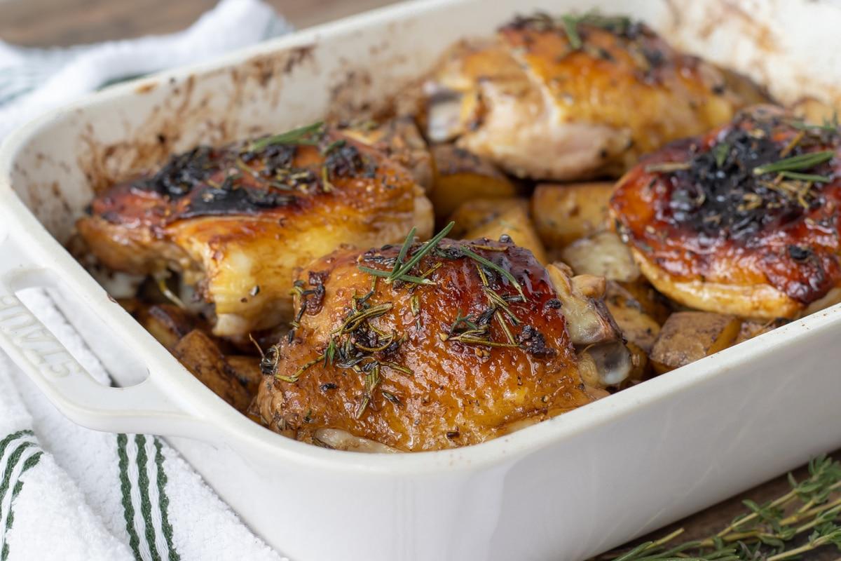 Rosemary Thyme-Infused Chicken Stock