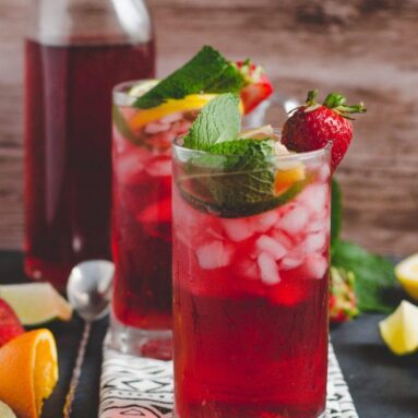 Hibiscus Mint Iced Herbal Infusion