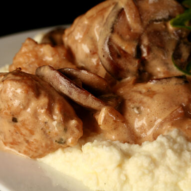 Low Carb Chicken Meatballs in Mushroom Sauce