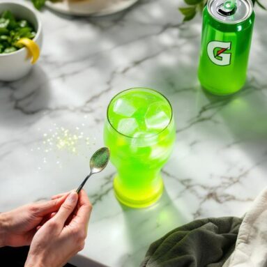 Gatorade Glitter Gusher (Gatorade, Edible Glitter, Lemon-Lime Soda)