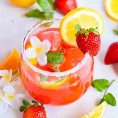 Strawberry Basil Sparkling Lemonade Infusion